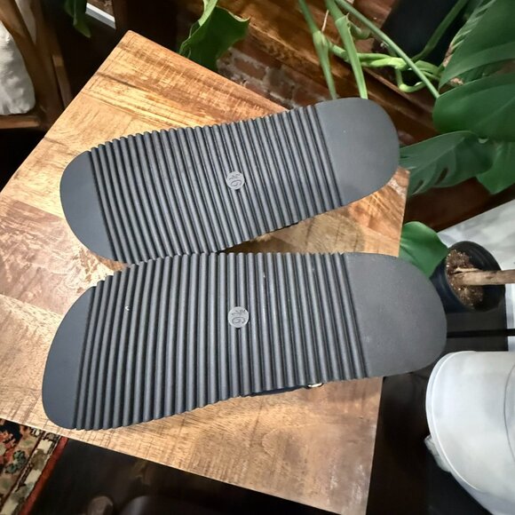 A New Day Chunky Black Sandal - Picture 4 of 4